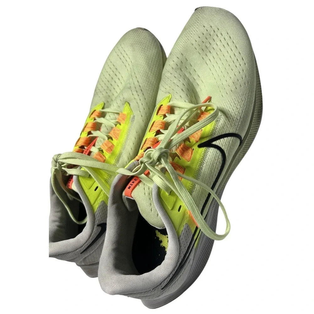 Nike Air Zoom Pegasus 38 Men Size 13 Neon‎ Yellow Green Running Shoes